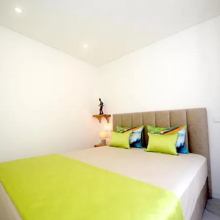 Oro & Nero Arte - Boutique * Nazare